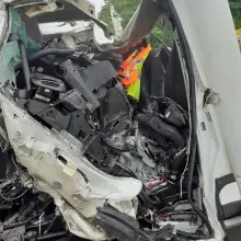Zobacz zdjęcie: Wypadek na A4: Laweta najechała na tył ciężarówki.