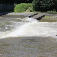 Zobacz zdjęcie: Rzeka Bóbr w okolicach wiaduktu