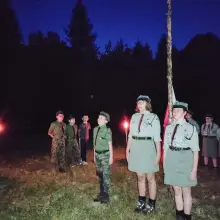 Переглянути фотографію: Скаути з Болеславецького загону ZHP у таборах у Krępnica (гміна Bolesławiec), Kliczków та Osieczów (гміна Osiecznica)