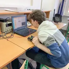 Zobacz zdjęcie: Wakacyjne zajęcia w Zespole Szkół Elektronicznych im. Ignacego Domeyki w Bolesławcu