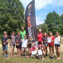 Zobacz zdjęcie: Biegacze z Orientpark.pl Iwiny z trzema medalami