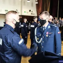 Zobacz zdjęcie: Uroczystość ślubowania policjantów