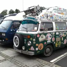 Zobacz zdjęcie: Klasyki na parkingu miasta cermiki