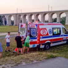 Zobacz zdjęcie: Wypadek na skateparku, nastolatek zabrany do szpitala