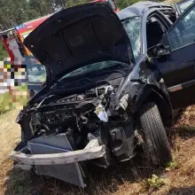 Zobacz zdjęcie: Auto wypadło z A4