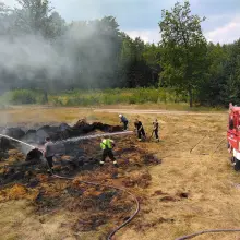 Переглянути фотографію: Пожежа на полі в гміні Громадка