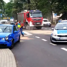 Zobacz zdjęcie: Kolizja dwóch aut na skrzyżowaniu Chrobrego z Polną