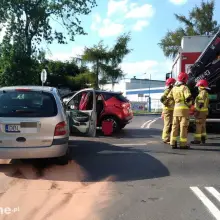 Zobacz zdjęcie: Wypadek na skrzyżowaniu niedaleko wiaduktu