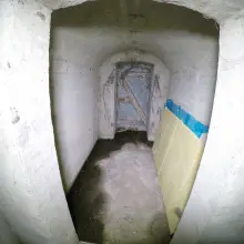 Zobacz zdjęcie: Schron przeciwlotniczy na terenie szpitala powiatowego w Bolesławcu