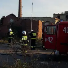 Zobacz zdjęcie: Kolejna interwencja straży w byłej klinkierni w Nowogrodźcu