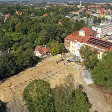 Zobacz zdjęcie: Budowa szpitala dla zakażonych koronawirusem w Bolesławcu