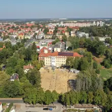 Zobacz zdjęcie: Budowa szpitala dla zakażonych koronawirusem w Bolesławcu