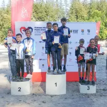 View photo: Runners from Iwiny with medals at the Polish Club Championships