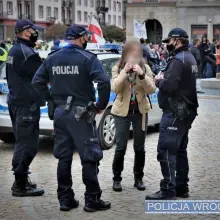 Zobacz zdjęcie: Policja interweniowała w czasie koronaprotestów: ponad 190 wniosków do sądu