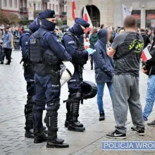 Zobacz zdjęcie: Policja interweniowała w czasie koronaprotestów: ponad 190 wniosków do sądu