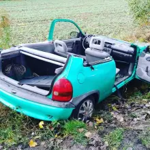 Zobacz zdjęcie: Opel wypadł z drogi koło Nowogrodźca