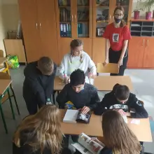 Zobacz zdjęcie: Bicie Rekordu w Czytaniu na Przerwie w „czwórce”