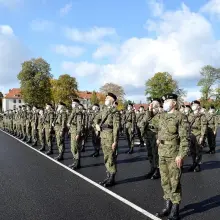 Zobacz zdjęcie: 23 Pułk Artylerii: elewi przysięgali w Bolesławcu