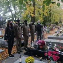 Zobacz zdjęcie: Świętoszowscy pancerniacy pamiętali o zmarłych kolegach