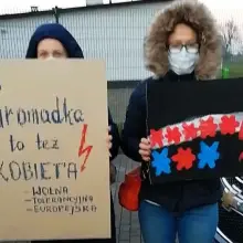 Zobacz zdjęcie: Gromadka protestuje