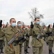 Zobacz zdjęcie: Elewi ślubowali na sztandar 23 Śląskiego Pułku Artylerii w Bolesławcu