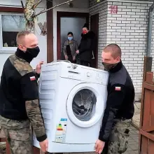 Zobacz zdjęcie: Bolesławieccy artylerzyści włączyli się w Szlachetną Paczkę