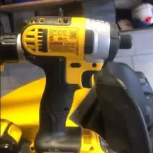 Zobacz zdjęcie: Skradziono narzędzia DeWalt