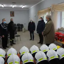 Zobacz zdjęcie: Przekazanie sprzętu i wyposażenia OSP Gierałtów