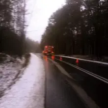 Zobacz zdjęcie: Akcja straży pożarnej między Krzyżową a Gromadką (gmina Gromadka, powiat bolesławiecki)