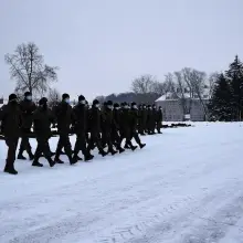 Zobacz zdjęcie: Musztra w 23 Śląskim Pułku Artylerii w Bolesławcu