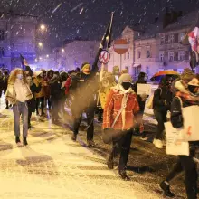 Zobacz zdjęcie: Mimo śniegu i mrozu kilkadziesiąt osób protestowało ws. aborcji