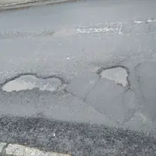 Zobacz zdjęcie: Dziury na ulicy Staszica