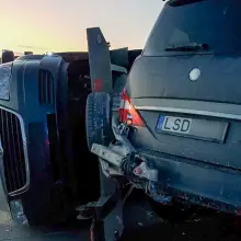 Переглянути фотографію: Аварія автовоза на A4