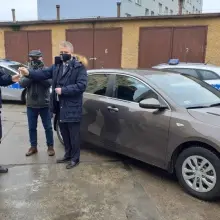 Zobacz zdjęcie: Policja z nowym nieoznakowanym radiowozem
