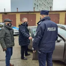 Zobacz zdjęcie: Policja z nowym nieoznakowanym radiowozem