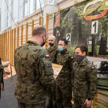 Zobacz zdjęcie: Najlepsi tenisiści w 10 Brygadzie Kawalerii Pancernej w Świętoszowie