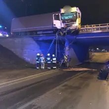 Zobacz zdjęcie: Akcja straży pożarnej na A4