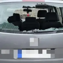 Zobacz zdjęcie: Zniszczone auta