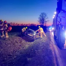 Zobacz zdjęcie: Wypadek między Łaziskami a Wartą Bolesławiecką