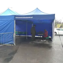 Zobacz zdjęcie: W hali przy I LO w Bolesławcu ruszyły masowe szczepienia