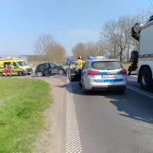 View photo: Collision between an Opel and a Citroën near Mrówka