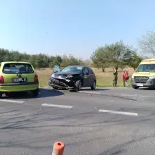 View photo: Collision between an Opel and a Citroën near Mrówka