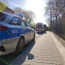 Zobacz zdjęcie: Strażacy szukają mężczyzny, który wpadł do Bobru