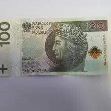 Zobacz zdjęcie: Podejrzany i fałszywy banknot