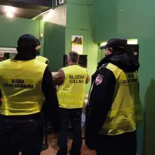 View photo: Machines seized by KAS
