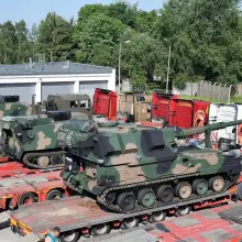 Zobacz zdjęcie: Kraby w komplecie w 23 Śląskim Pułku Artylerii w Bolesławcu