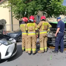 Zobacz zdjęcie: Zderzenie dwóch aut przy Łasickiej