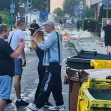 Zobacz zdjęcie: Zamieszki w Lubinie przed komendą policji