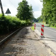 Zobacz zdjęcie: Budowa ścieżki rowerowej przy ul. Jeleniogórskiej (przy Leśnym Potoku) w Bolesławcu