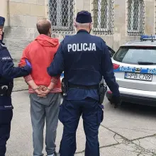 Zobacz zdjęcie: Podejrzany i łup
